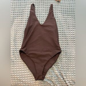 Skatie Amanda black one piece